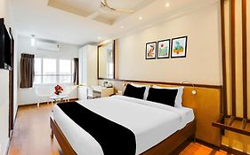 Super Townhouse Oak Kodambakkam Formerly Cine City